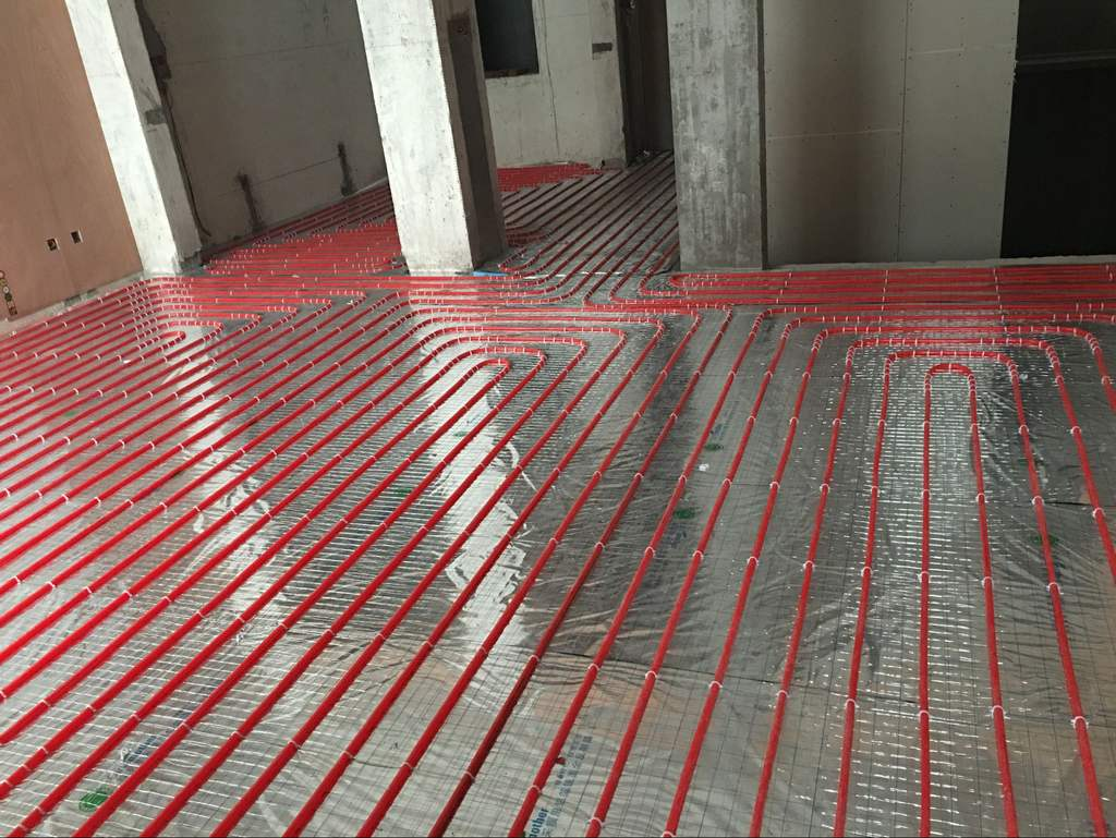 instalaci&oacute;n de calefacci&oacute;n por suelo radiante